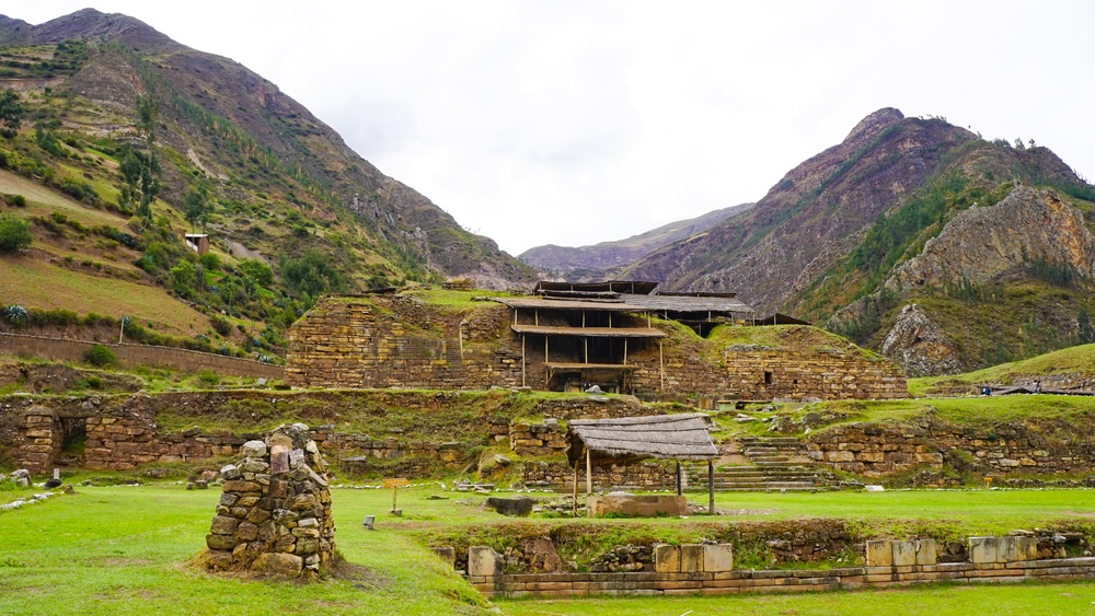 Portada de CHAVIN DE HUANTAR